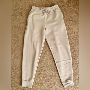 Boutique Soft and Cozy Jogger Sweatpants (Sizes:S-XL)